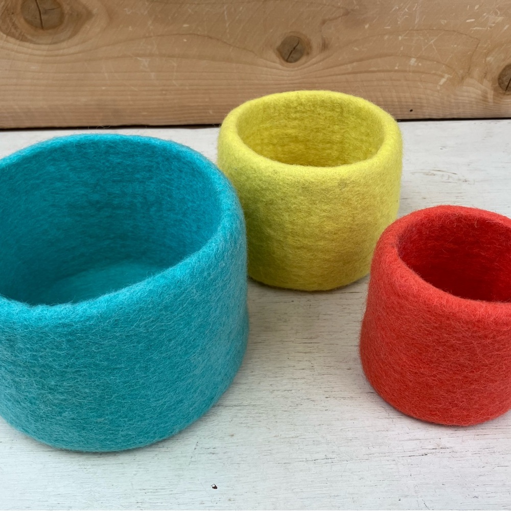 Lovevery Nesting Felt Baskets Baby Montessori Toy Learning Pastel Color